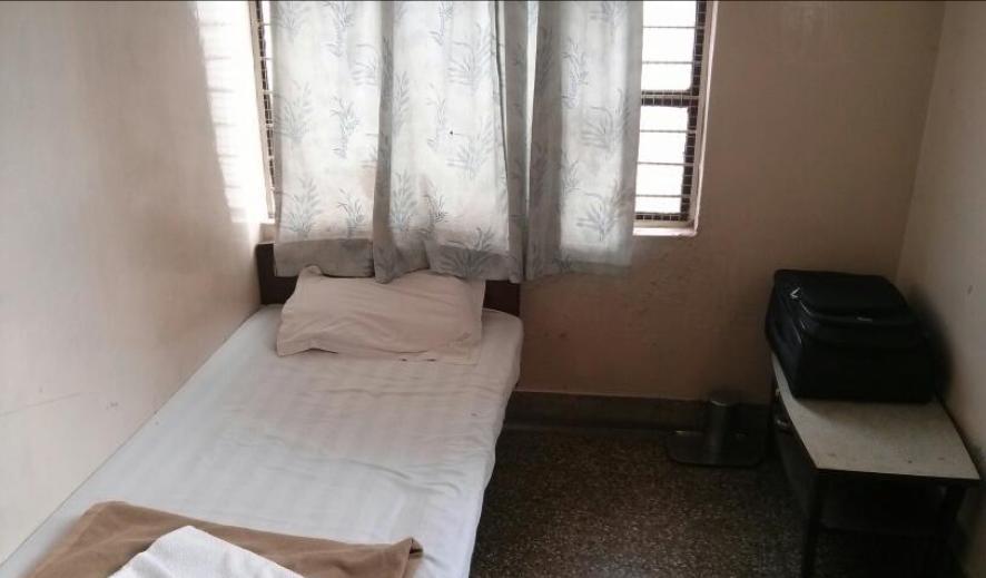 Hotel Anand Vihar Bangalore Phòng bức ảnh